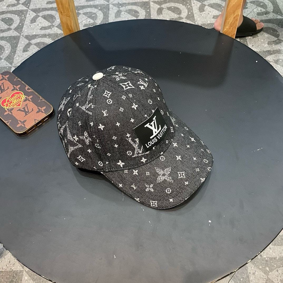 Louis Vuitton Caps